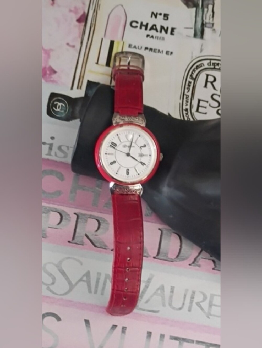 ❤️Womens BRIGHTON DALTON Red Leather Strap Watch with Silver Dial + Case